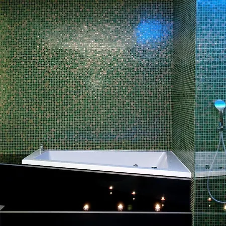 Hotel Mood - Private 3*