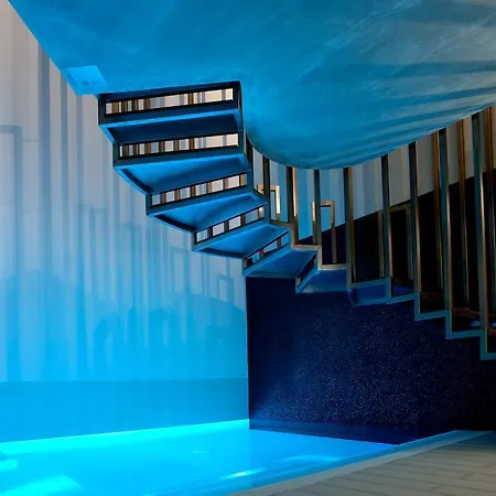 Hotel Mood - Private 3*