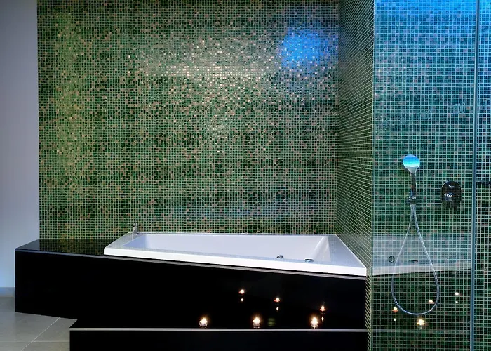 Hotel Mood - Private 3*