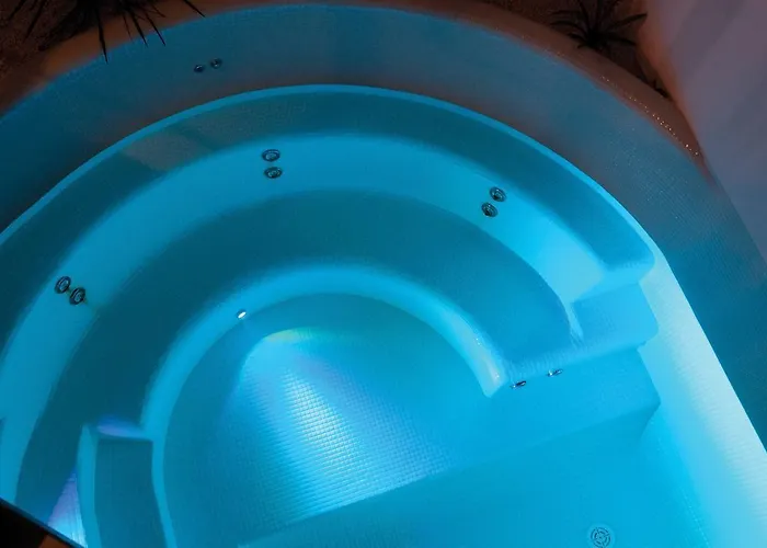 Hotel Mood - Private 3*